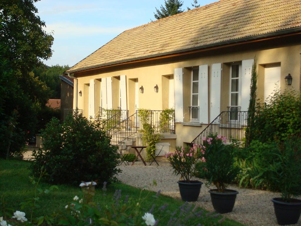 Les Communs Du Manoir Apartman Écully Szoba fotó
