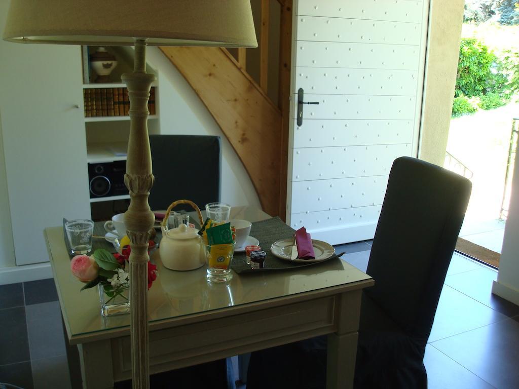 Les Communs Du Manoir Apartman Écully Szoba fotó