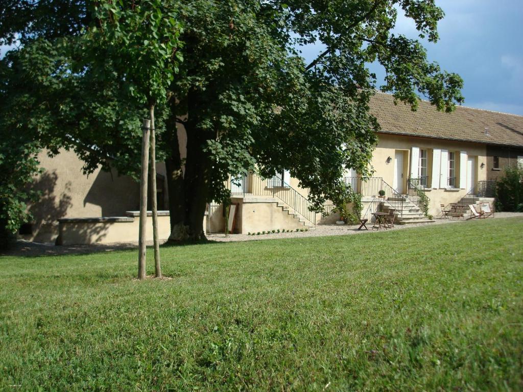 Les Communs Du Manoir Apartman Écully Kültér fotó