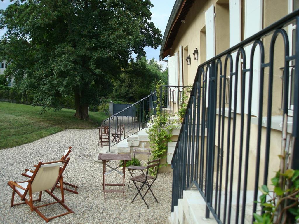 Les Communs Du Manoir Apartman Écully Kültér fotó