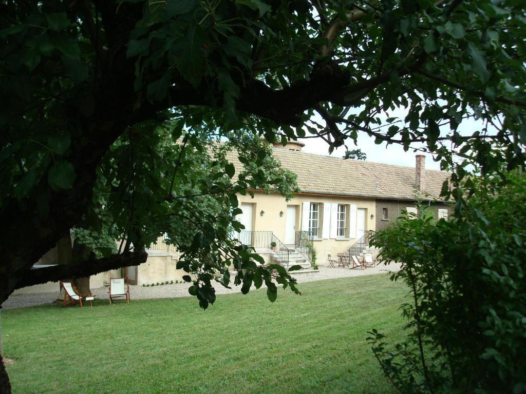 Les Communs Du Manoir Apartman Écully Kültér fotó