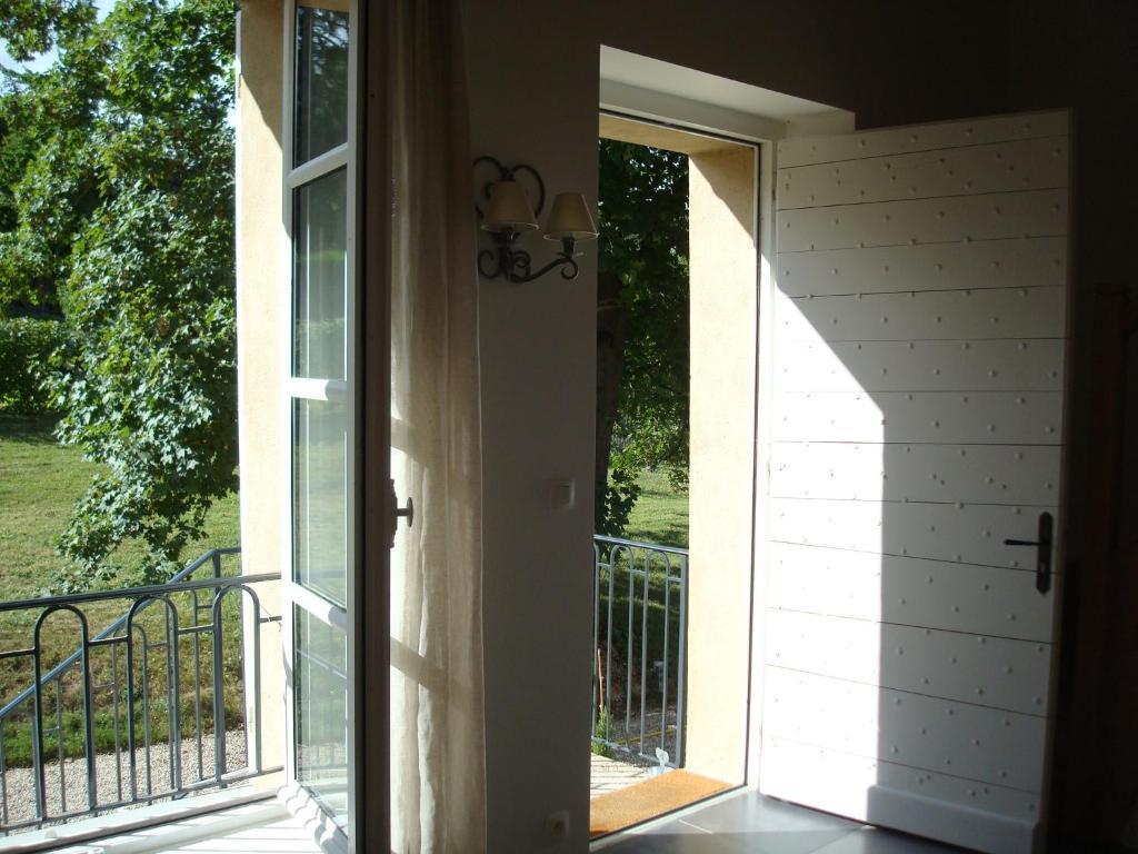 Les Communs Du Manoir Apartman Écully Kültér fotó