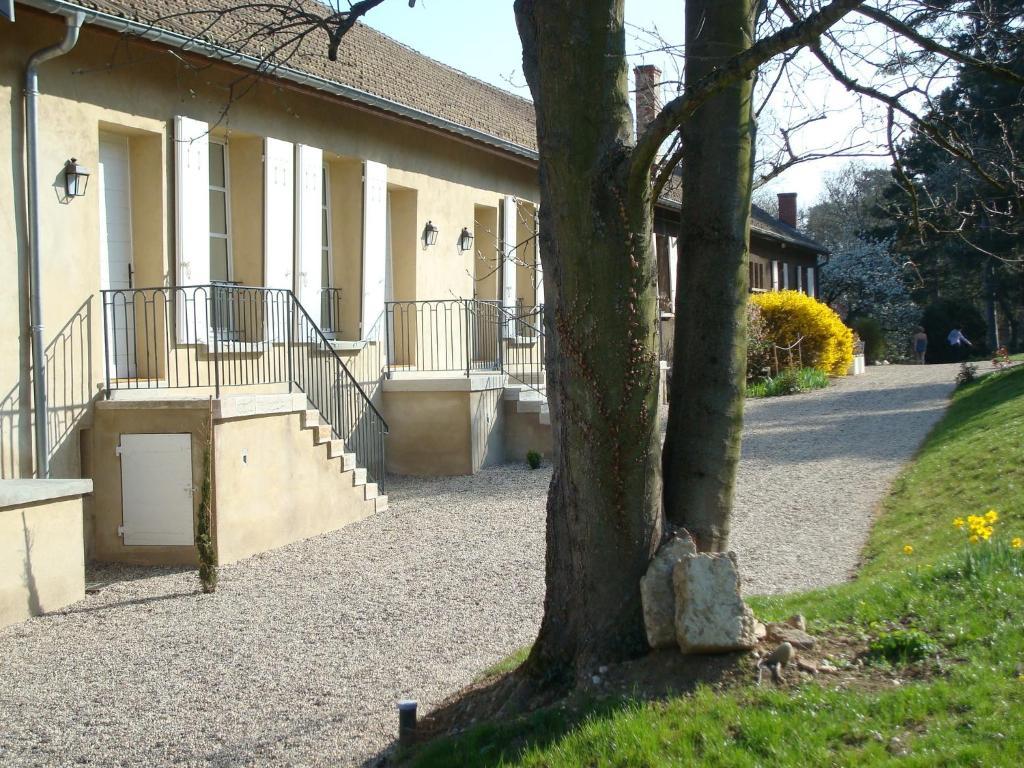 Les Communs Du Manoir Apartman Écully Kültér fotó